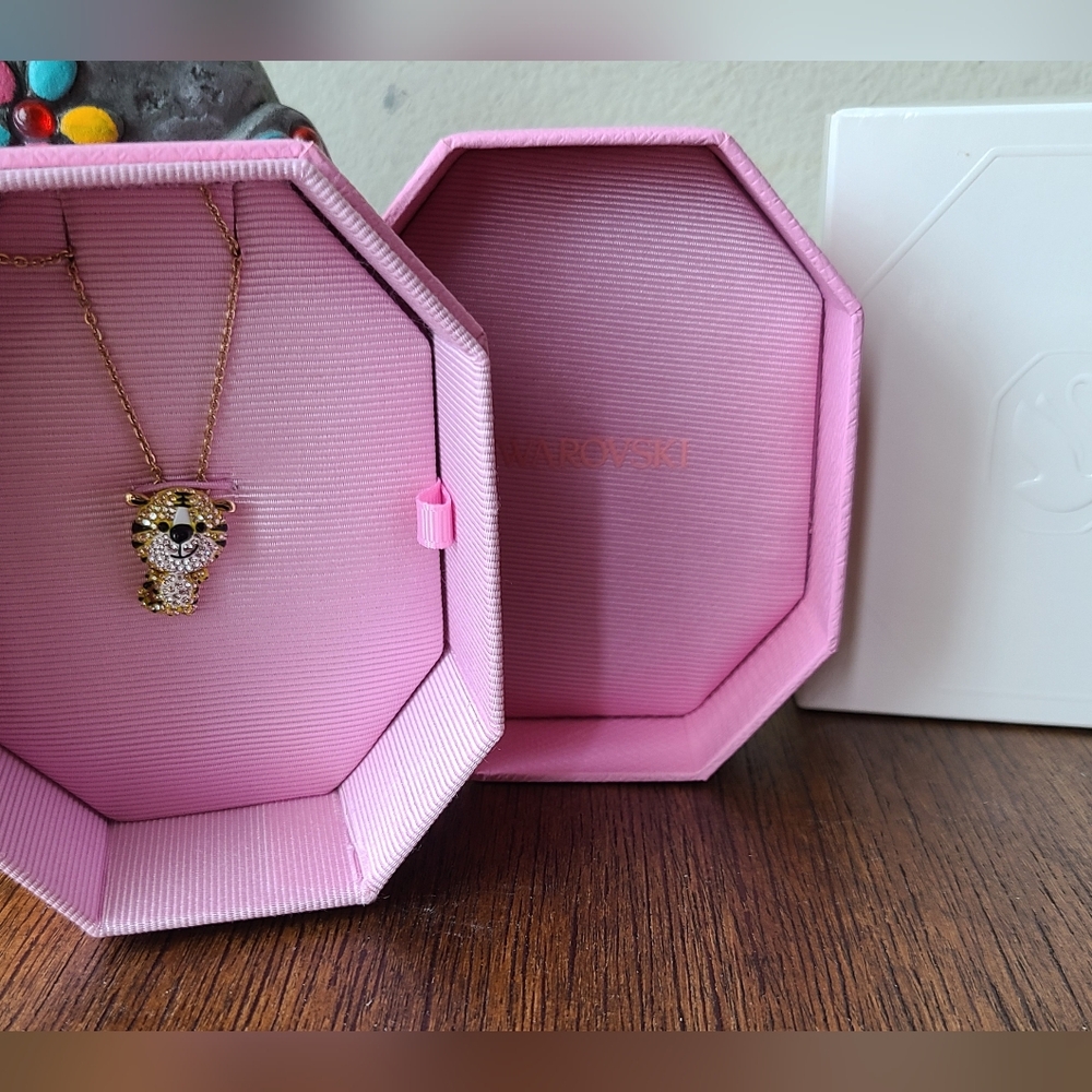 SWAROVSKI TIGER women's necklace
